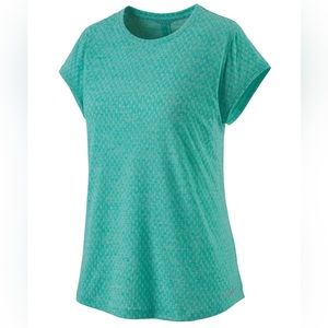 Patagonia Ridge Flow Running Top with Keyhole Back (only worn once)